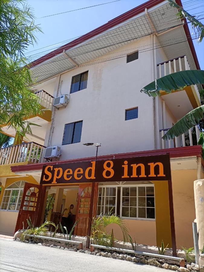 Speed 8 Inn Moalboal Exteriör bild
